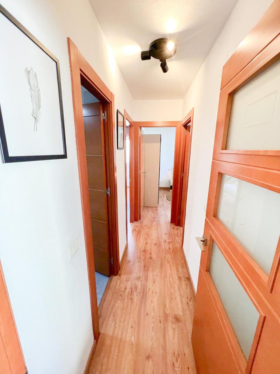 Large & Cozy Centrally Apartment Torremolinos Exteriör bild