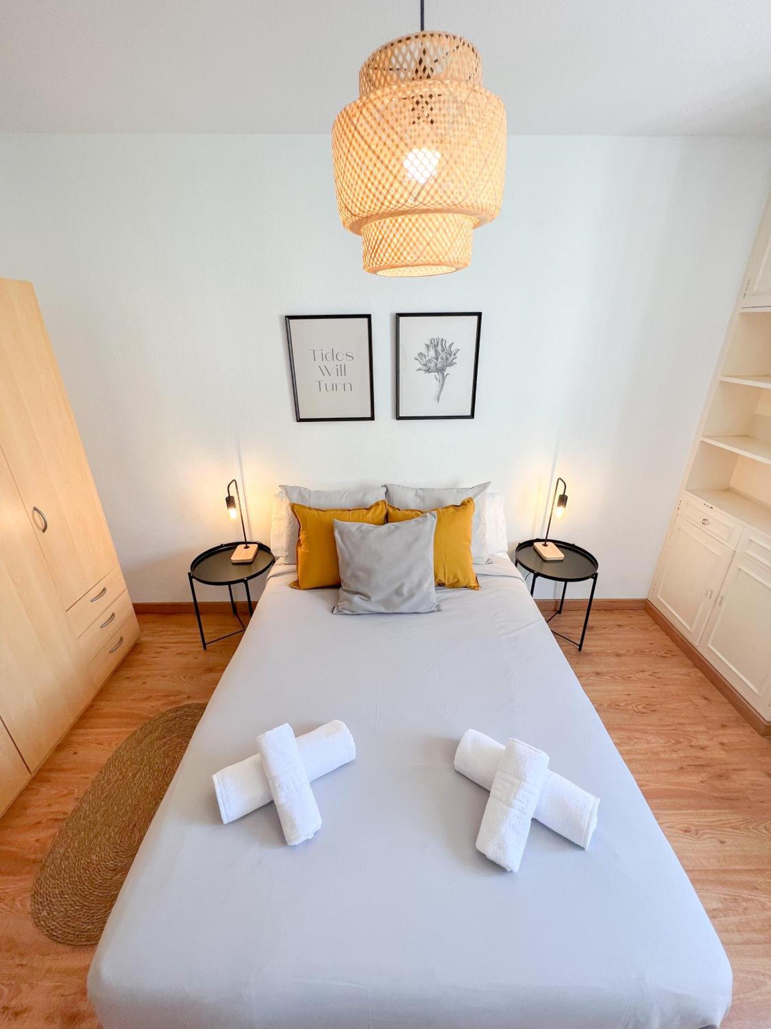 Large & Cozy Centrally Apartment Torremolinos Exteriör bild